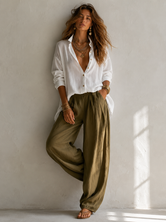 Valentina - Completo con camicia bianca oversize e pantaloni larghi verdi a palloncino
