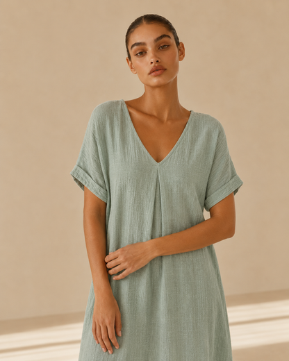 Amelia™ | Abito lungo fluido con scollo a V