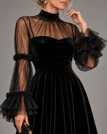 Isabella - Abito Midi in Velluto Nero con Maniche in Tulle e Volant