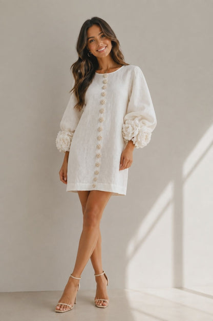 Sofia | Mini abito bianco floreale con polsini